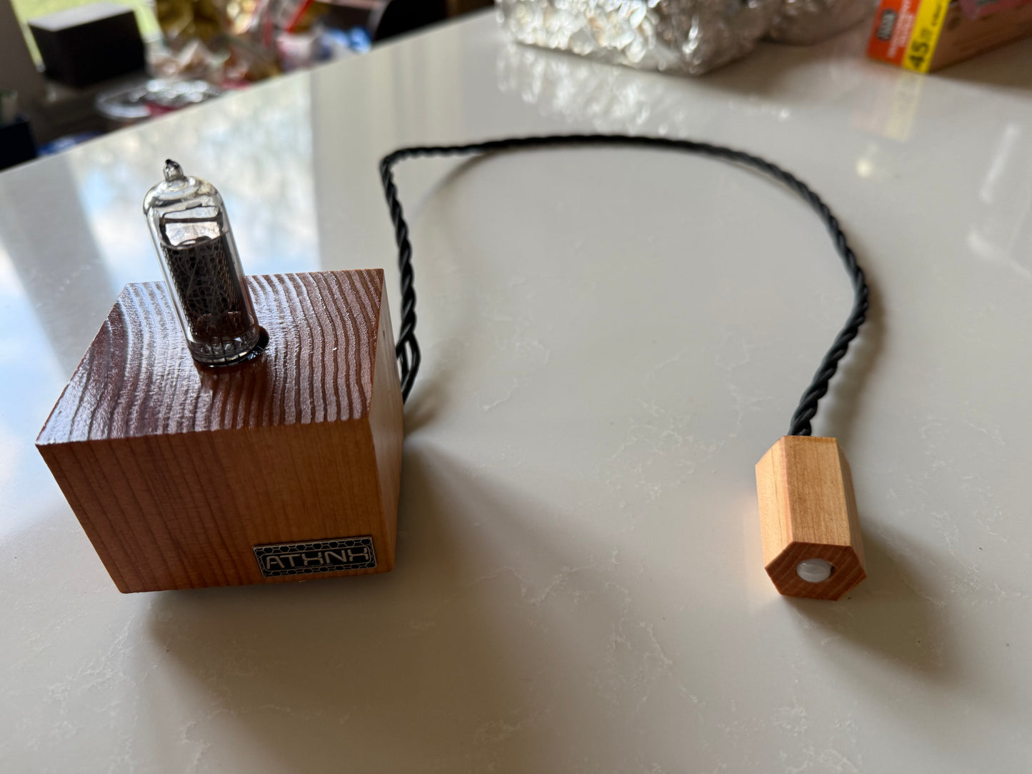 Motion Detector For Single Lamp Nixie Tube Clock