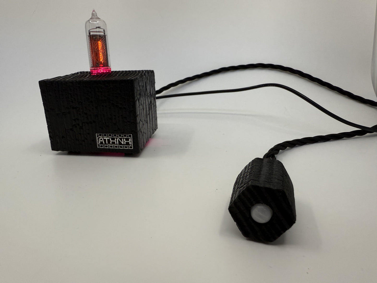 Motion Detector For Single Lamp Nixie Tube Clock