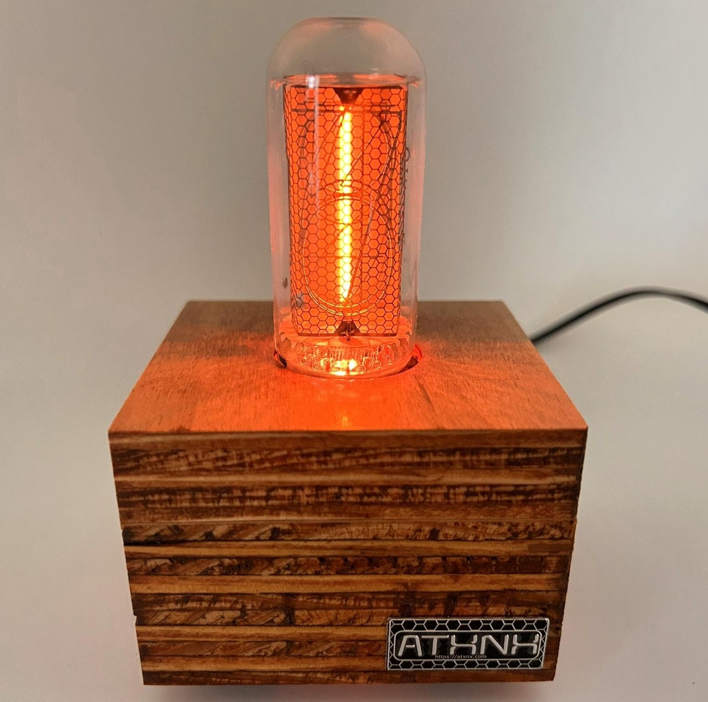 Birch Plywood Single Nixie Tube Clock (Large) - Vintage Retro Table Clock - Gift - Graduation - Wedding - Nixie